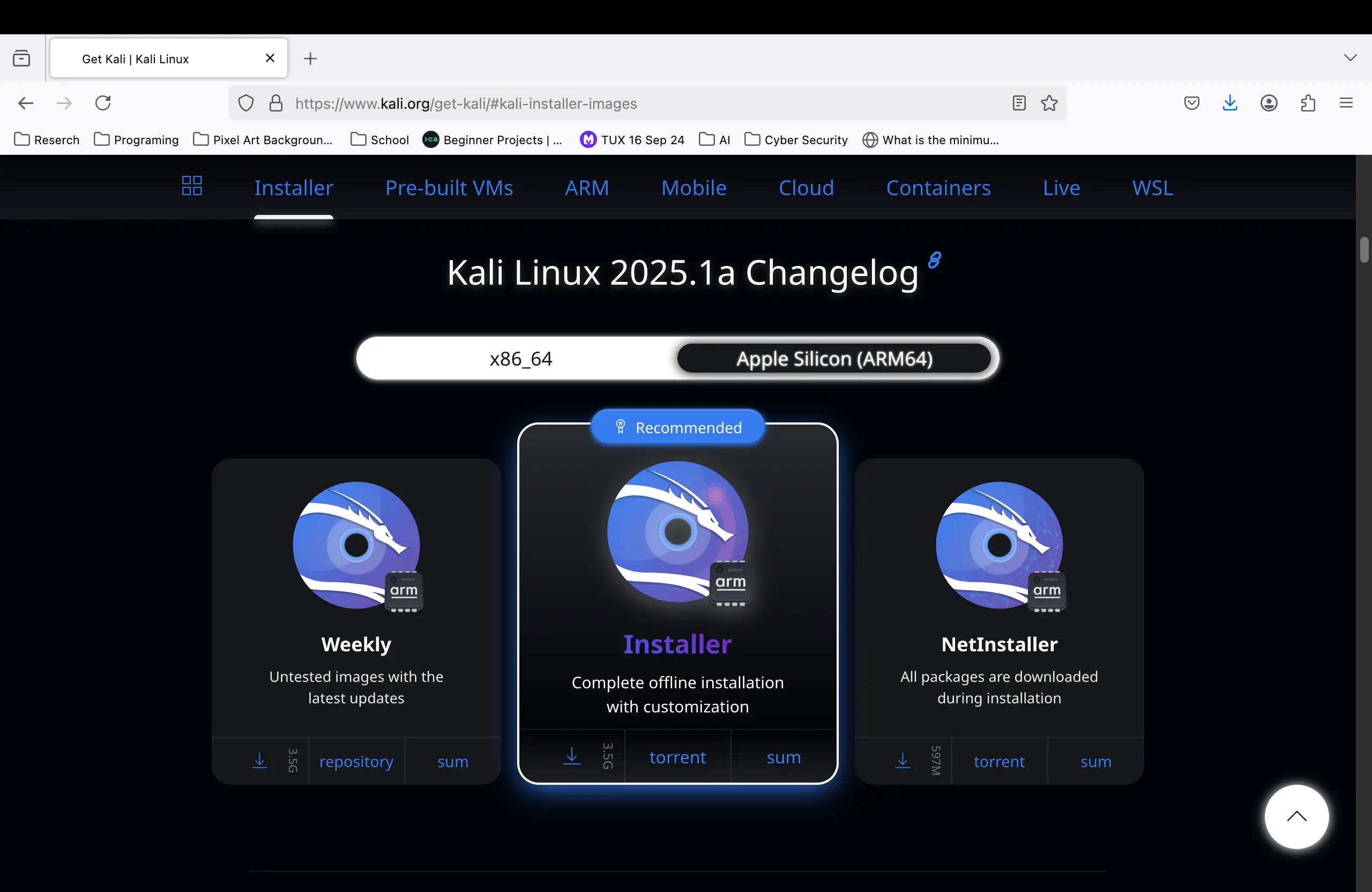 The official Kali Linux website download page, showing different installer options.